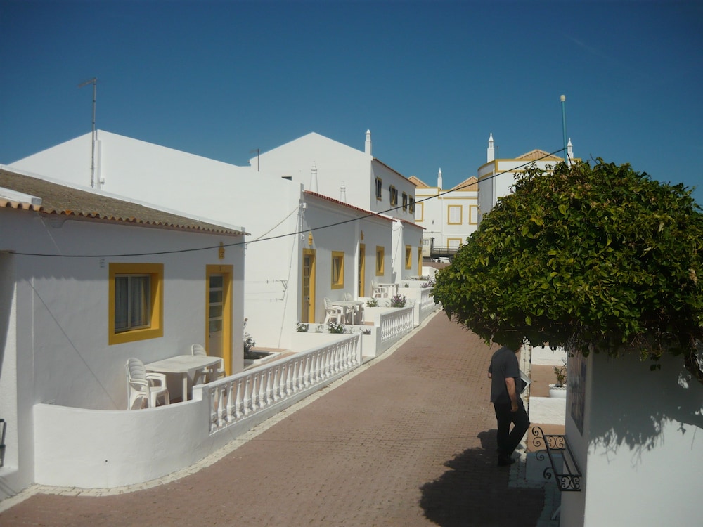 MONTE DOS AVOS VILLAGE 46/59