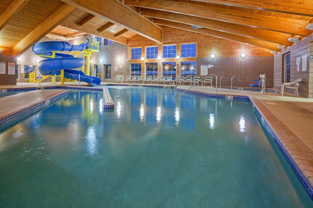 Americinn By Wyndham Wetmore Munising 5/26