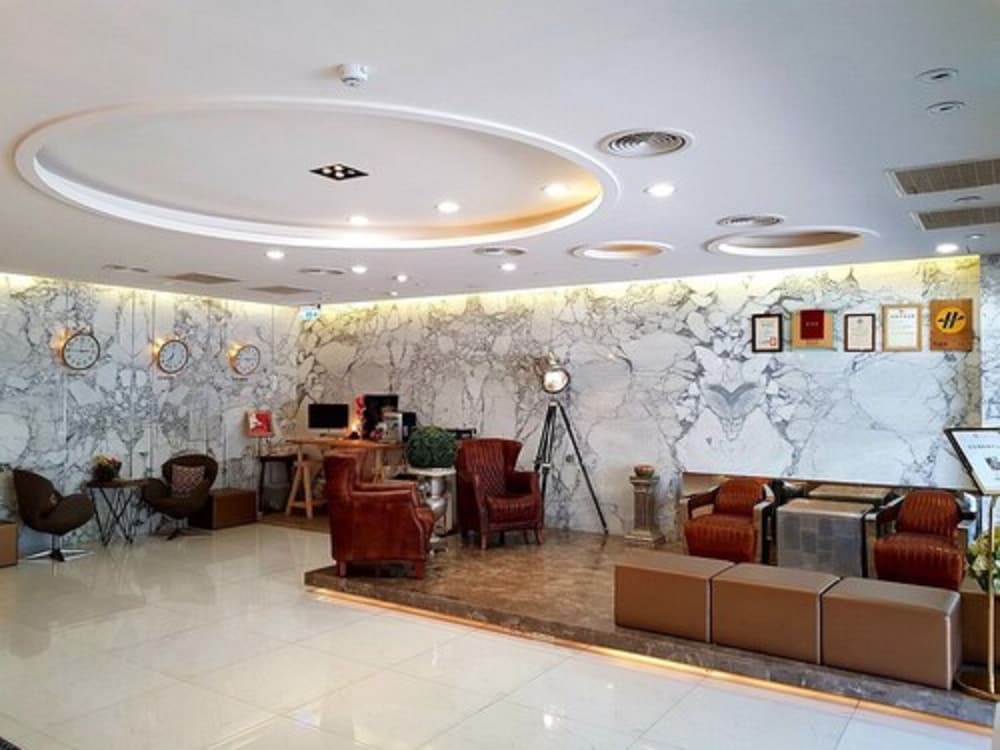 YPJ HOTEL 11/70