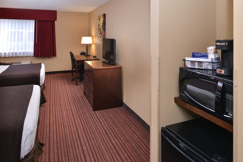 Best Western Woodland Inn 15/39