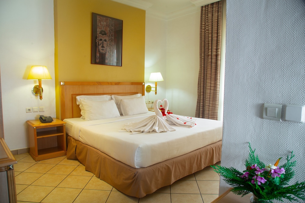 Grand Hotel Bamako 6/22