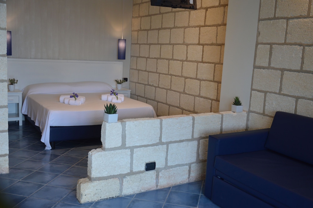 CAPOSPERONE RESORT 34/55