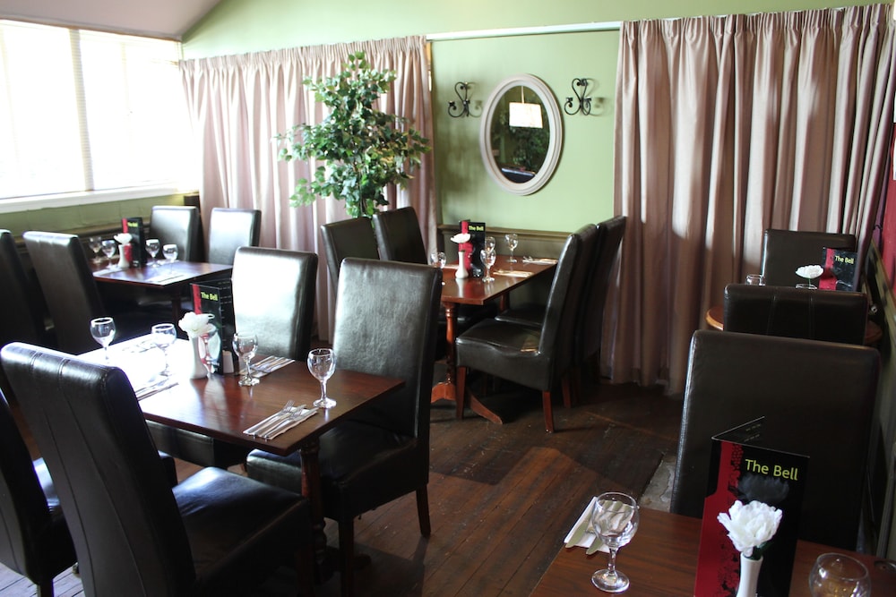 The Bell Inn 33/50