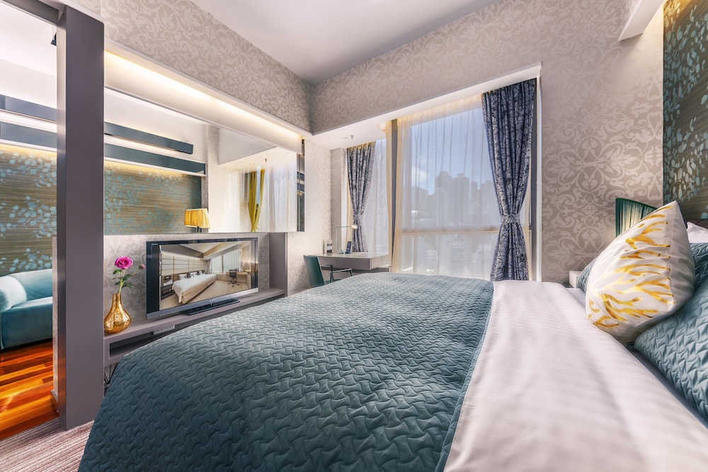 The Mercer 15/50