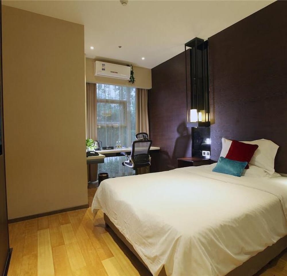 Bolianhui Fashionable Hotel (Chongqing Southwest Hospital) 8/20