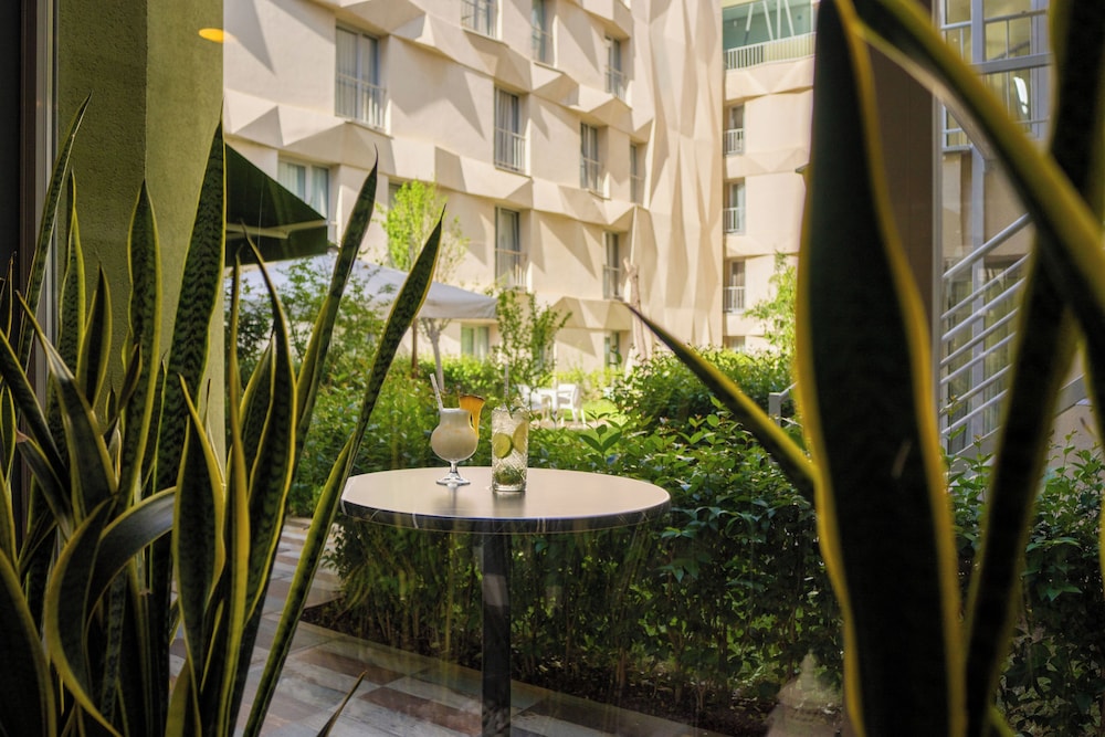 Alan Suites 47/50