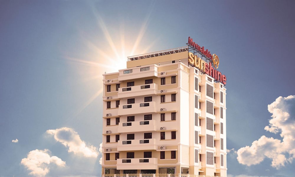 MEENAKSHI'S SUNSHINE HOTEL 4/29