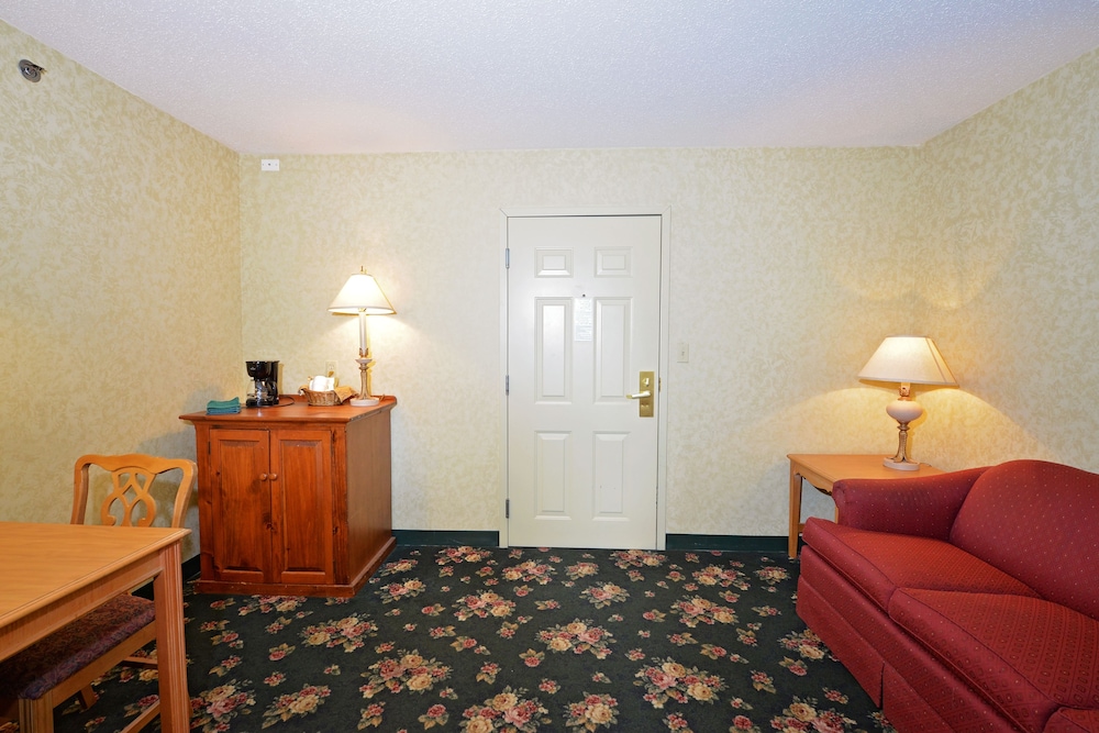 Our Guest Inn and Suites - Downtown 6/27
