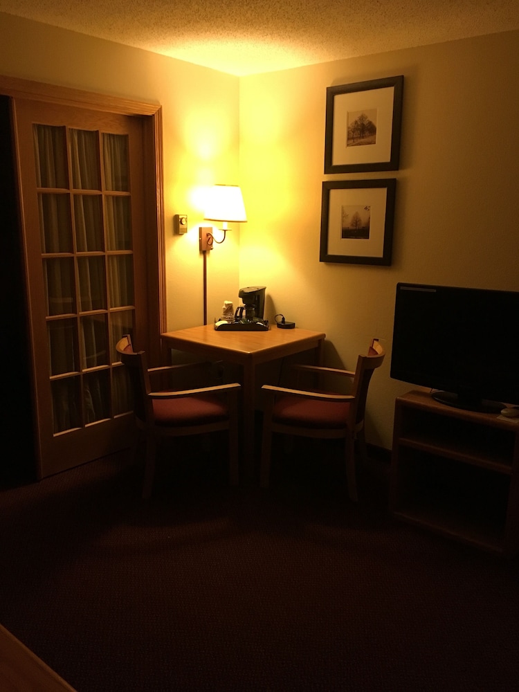 Mooselake Lodge 15/30