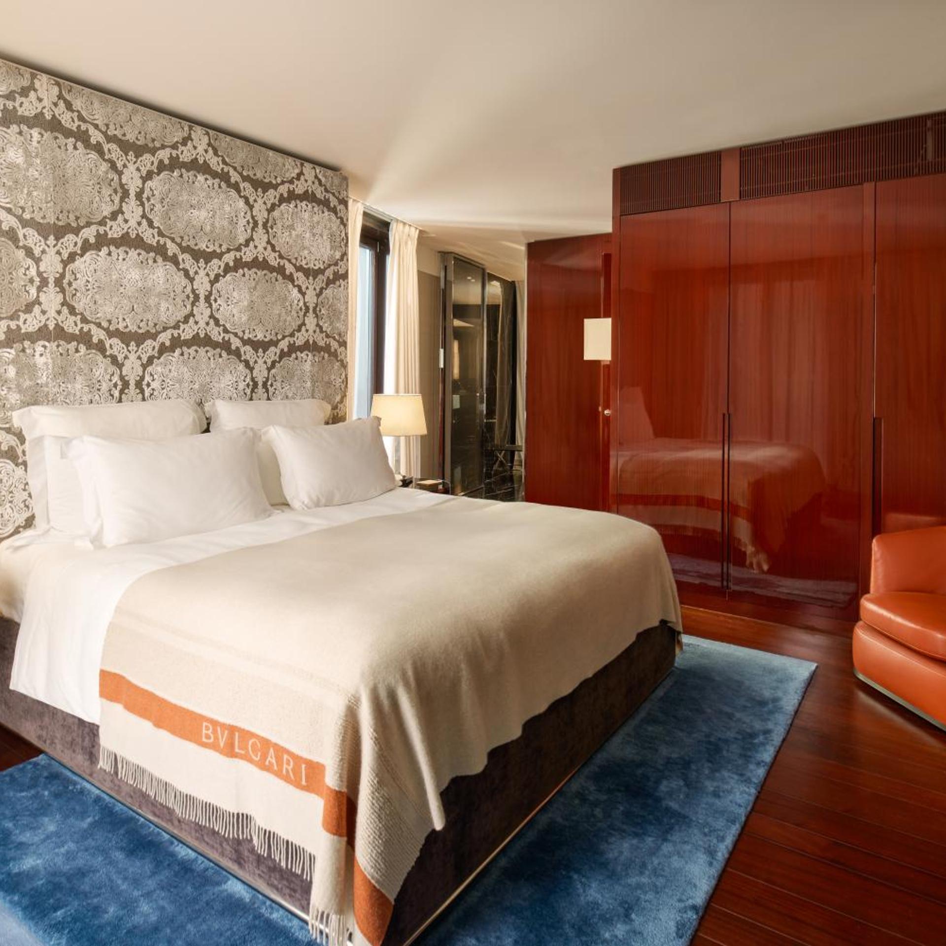 Deluxe, Suite