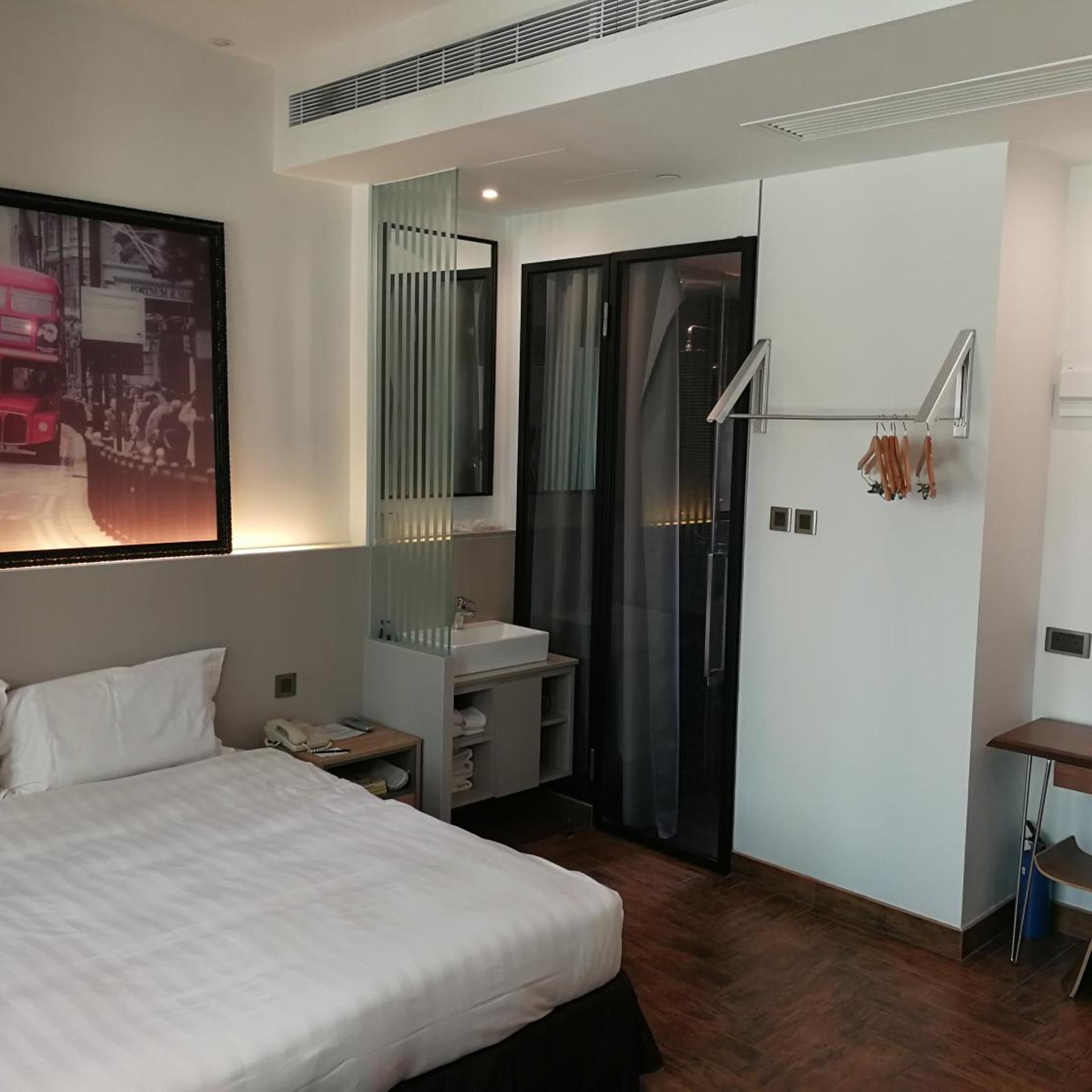 Deluxe, Double or Twin Bed, Balcony