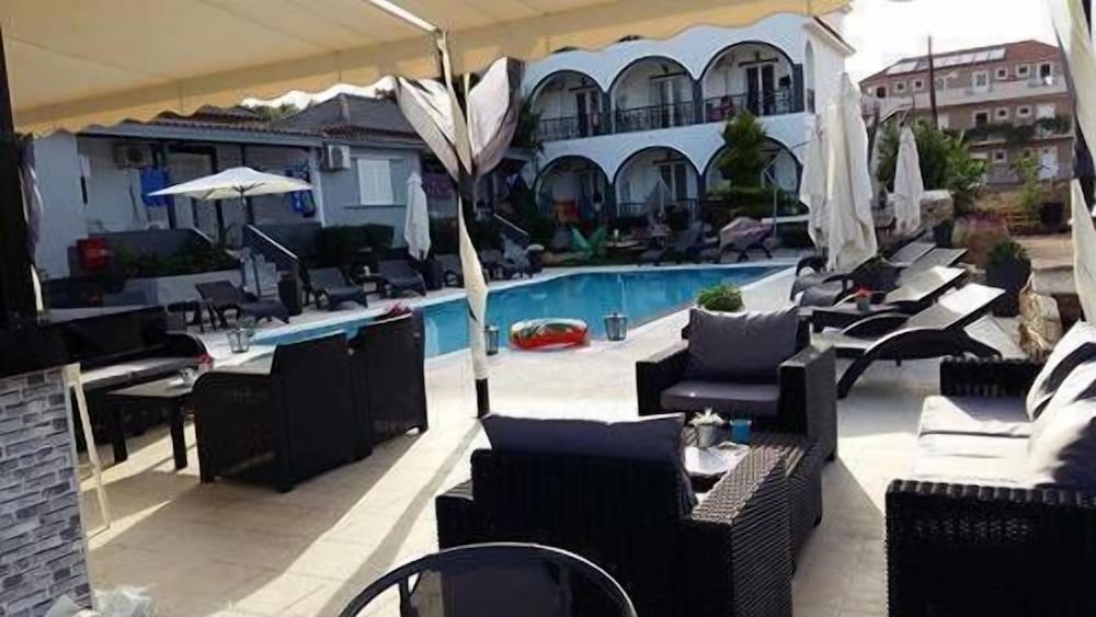 Villa Corali 25/50