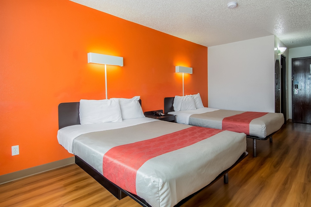 Motel6 Dallas, TX - North - Richardson 26/55