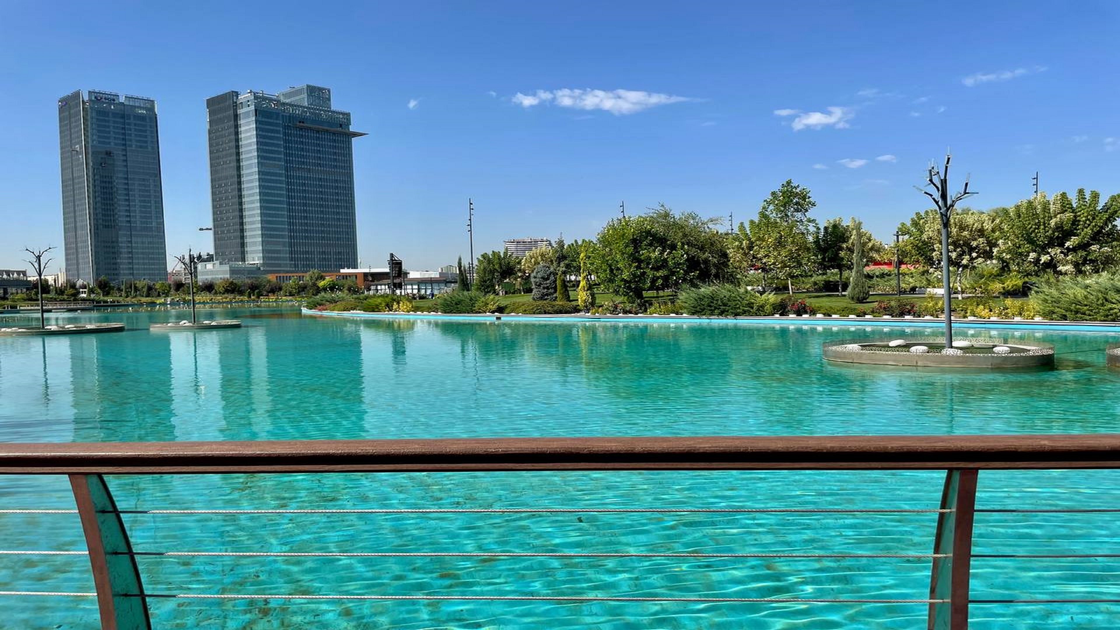 Holiday Inn Tashkent City 48/50