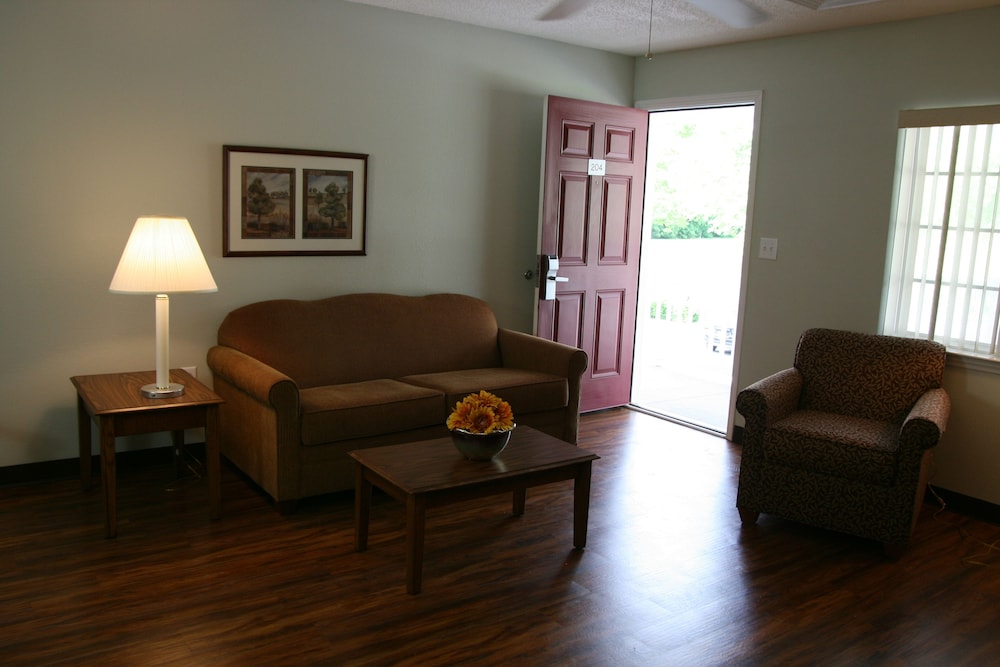 Affordable Suites 35/57