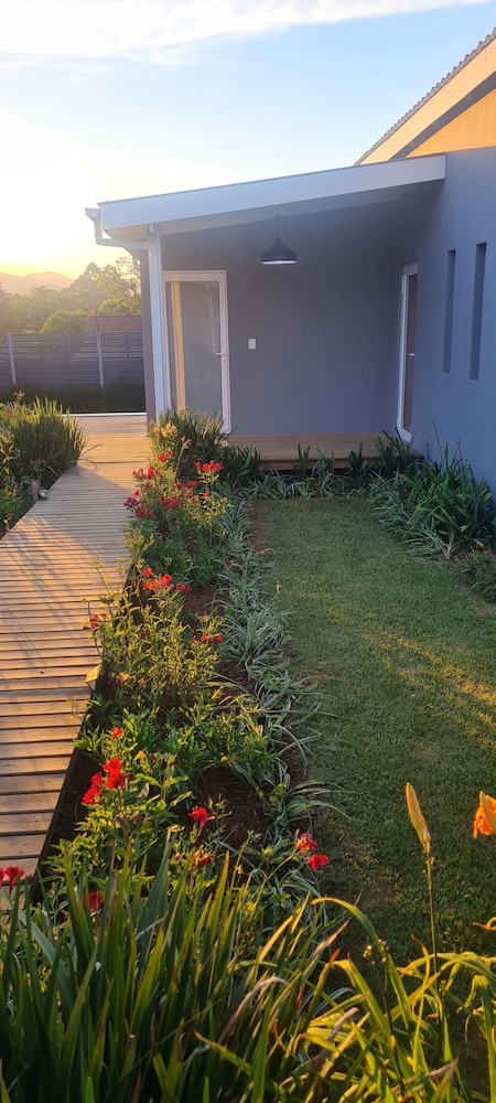 Mosswood Bed & Breakfast 34/40