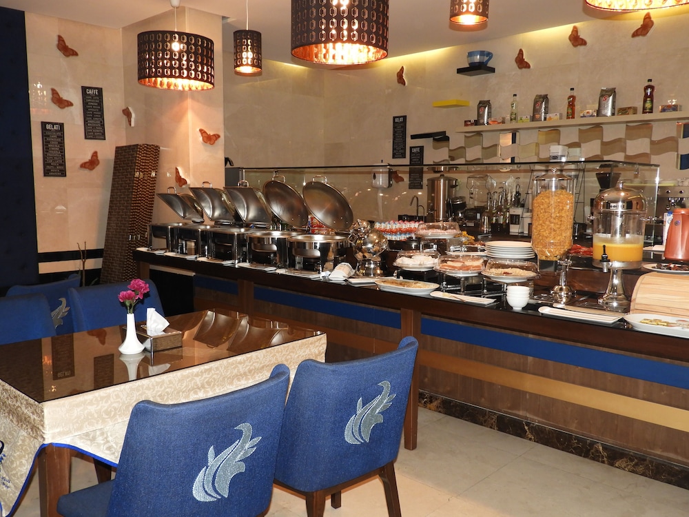 فندق سويس بلو الزهراء(Swiss Blue Al Zahraa Hotel) 11/17