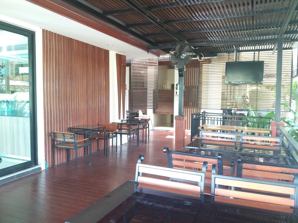 Grand Lopburi Hotel 23/30