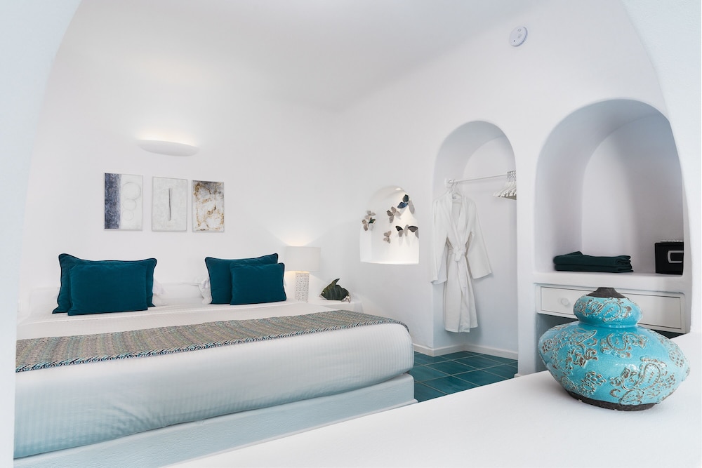 Astra Suites 13/50