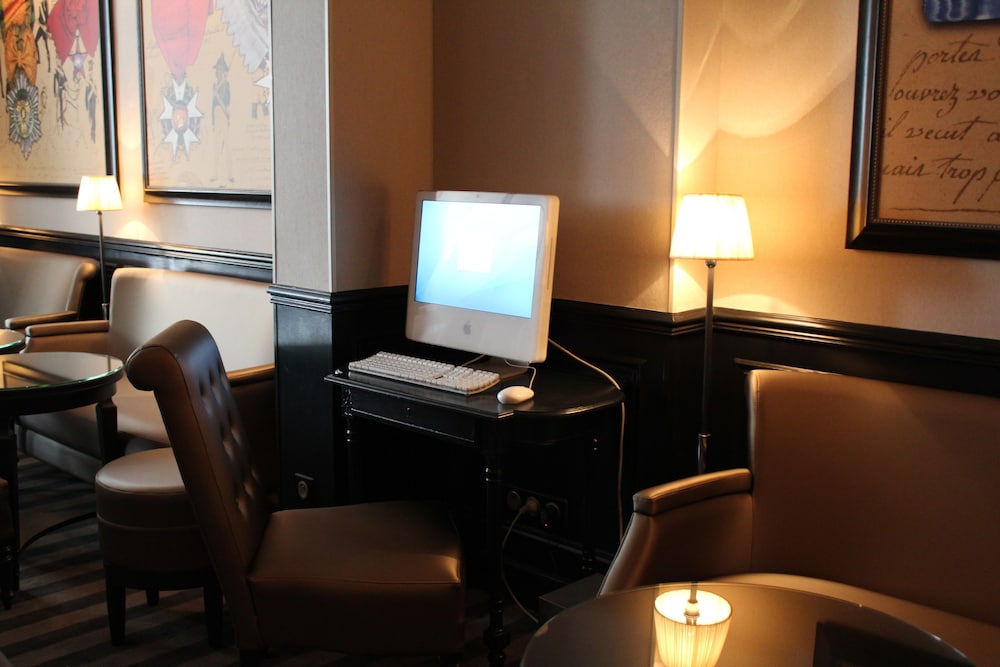 Hotel Saint Cyr Etoile 55/65