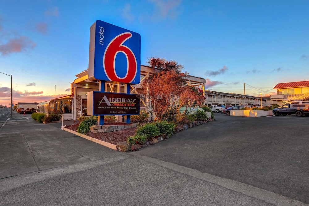 Motel6 Fort Bragg, CA 43/49
