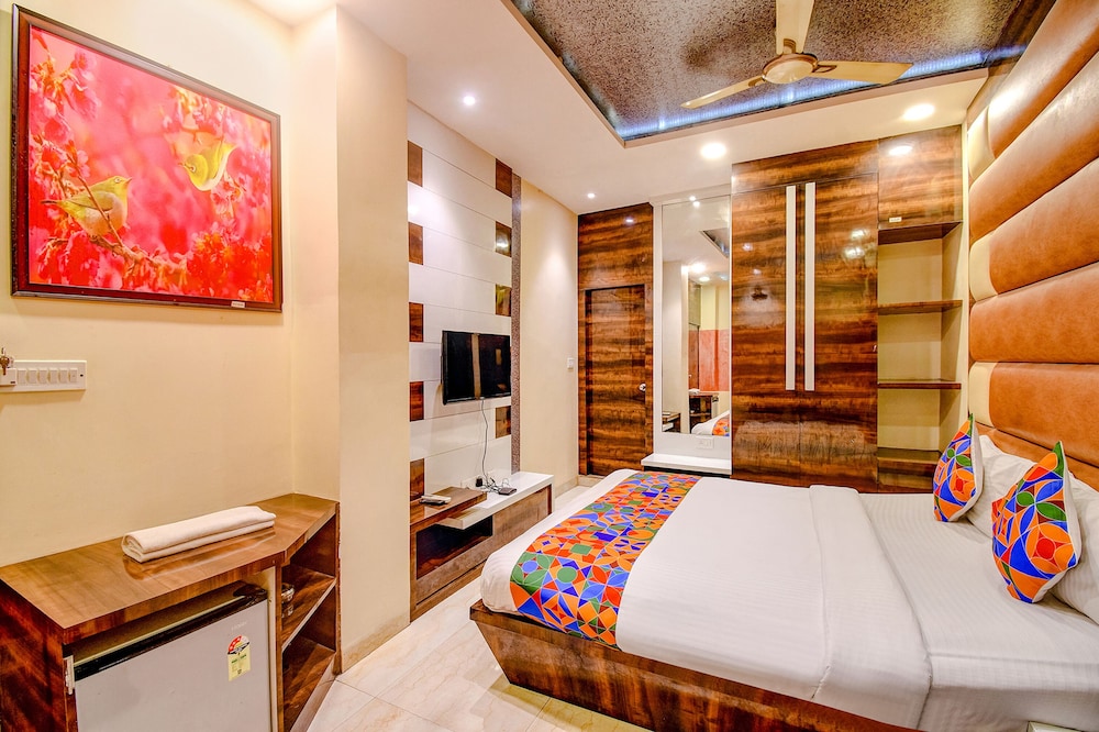 Oyo 15617 Abi's Inn 24/50