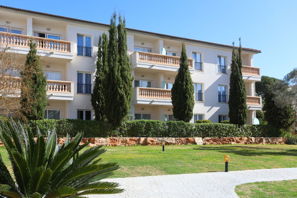 La Pergola Aparthotel 58/60