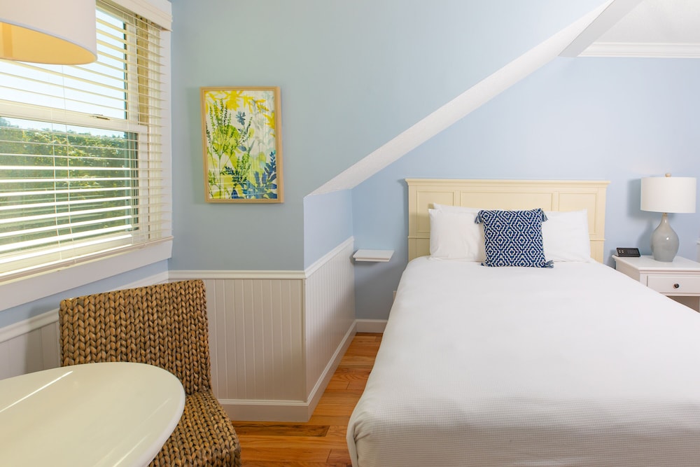 Island House Hotel 23/73
