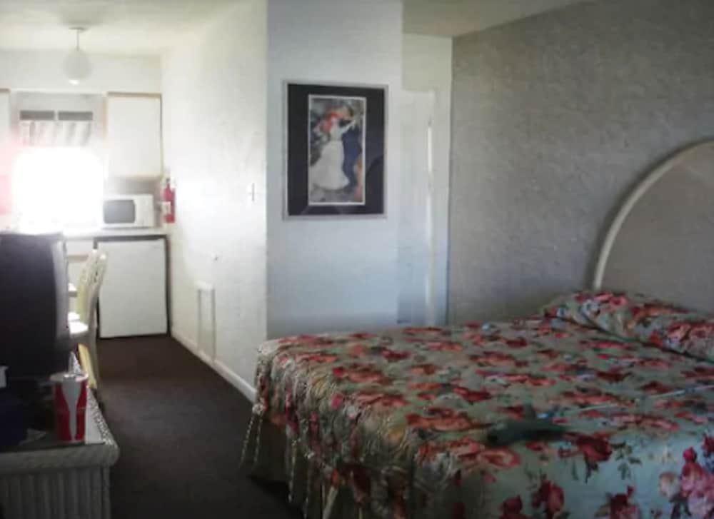 Jetty Motel 27/47