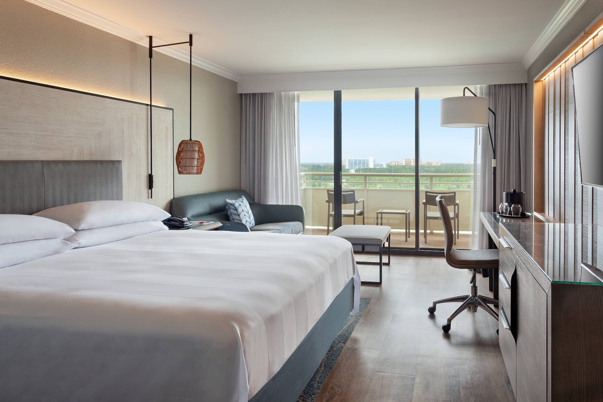 ROOM, KING BED