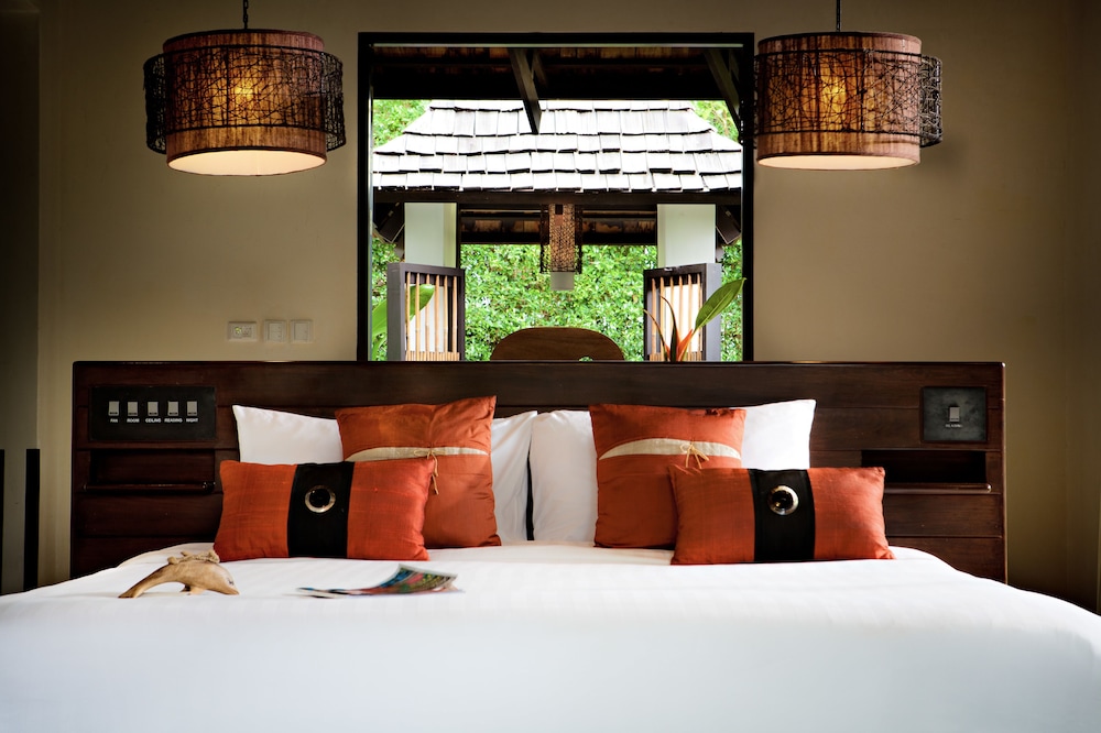 The Vijitt Resort Phuket 12/76