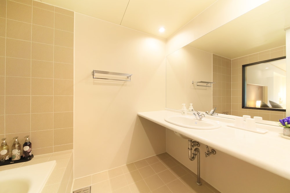 Okunikko Hotel Shikisai 48/50