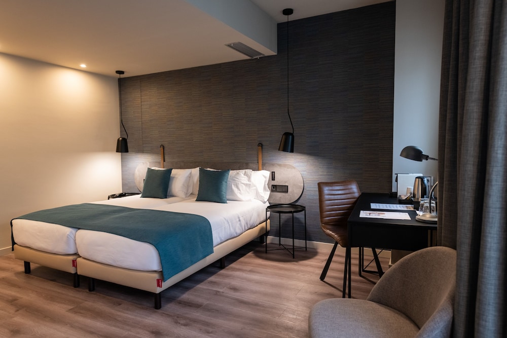 Atenea Rekord Suites 15/50