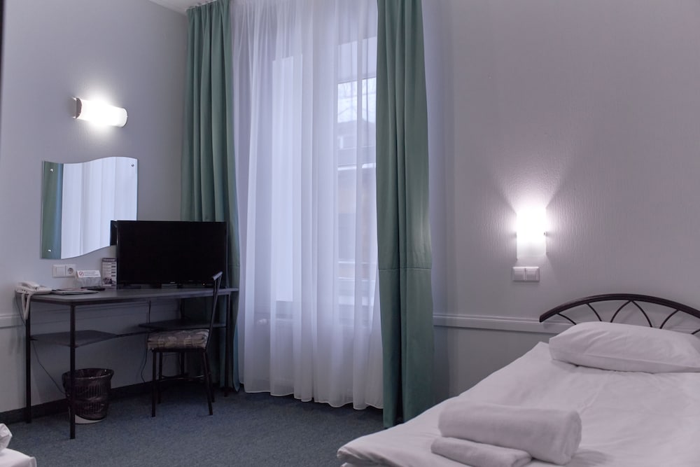 Slokas Ok Hotel 33/57