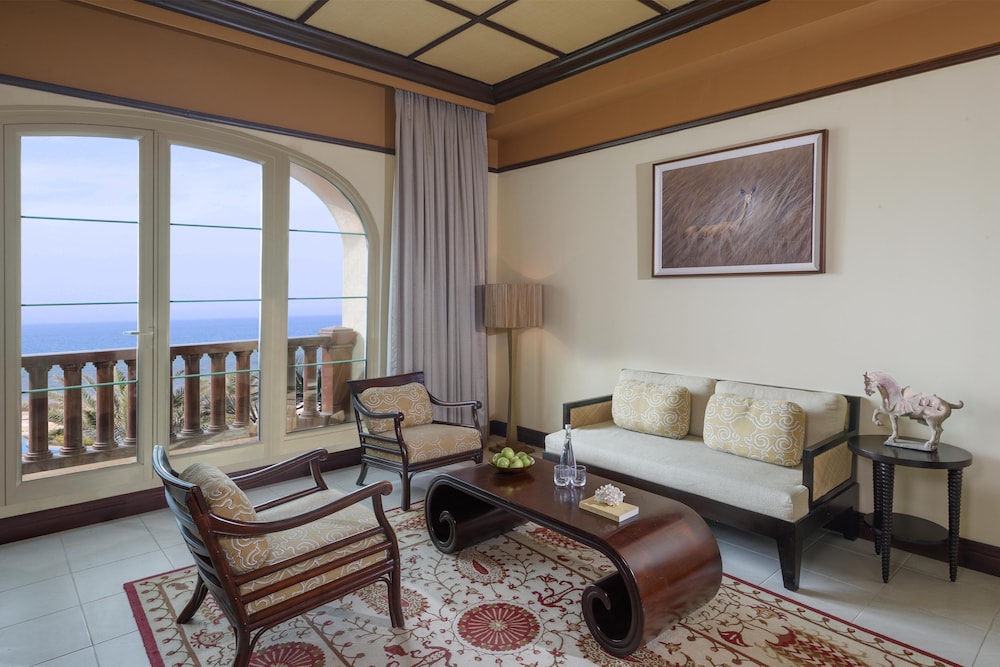 Desert Islands Resort & Spa by Anantara 46/72