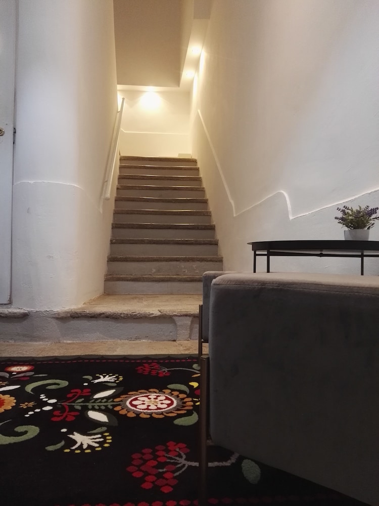 Temple Suites Guest House 39/63