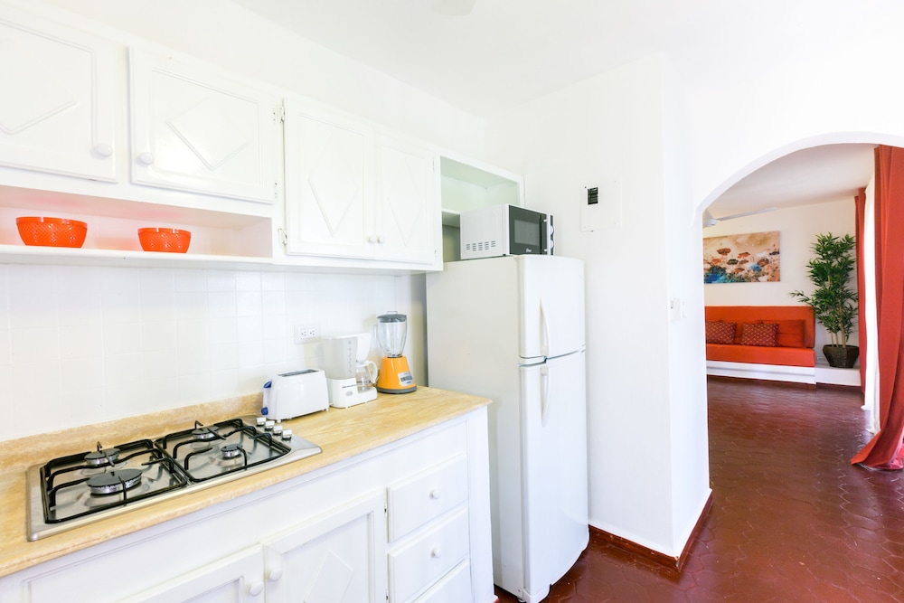 Beach Bungalows Los Corales 50/50