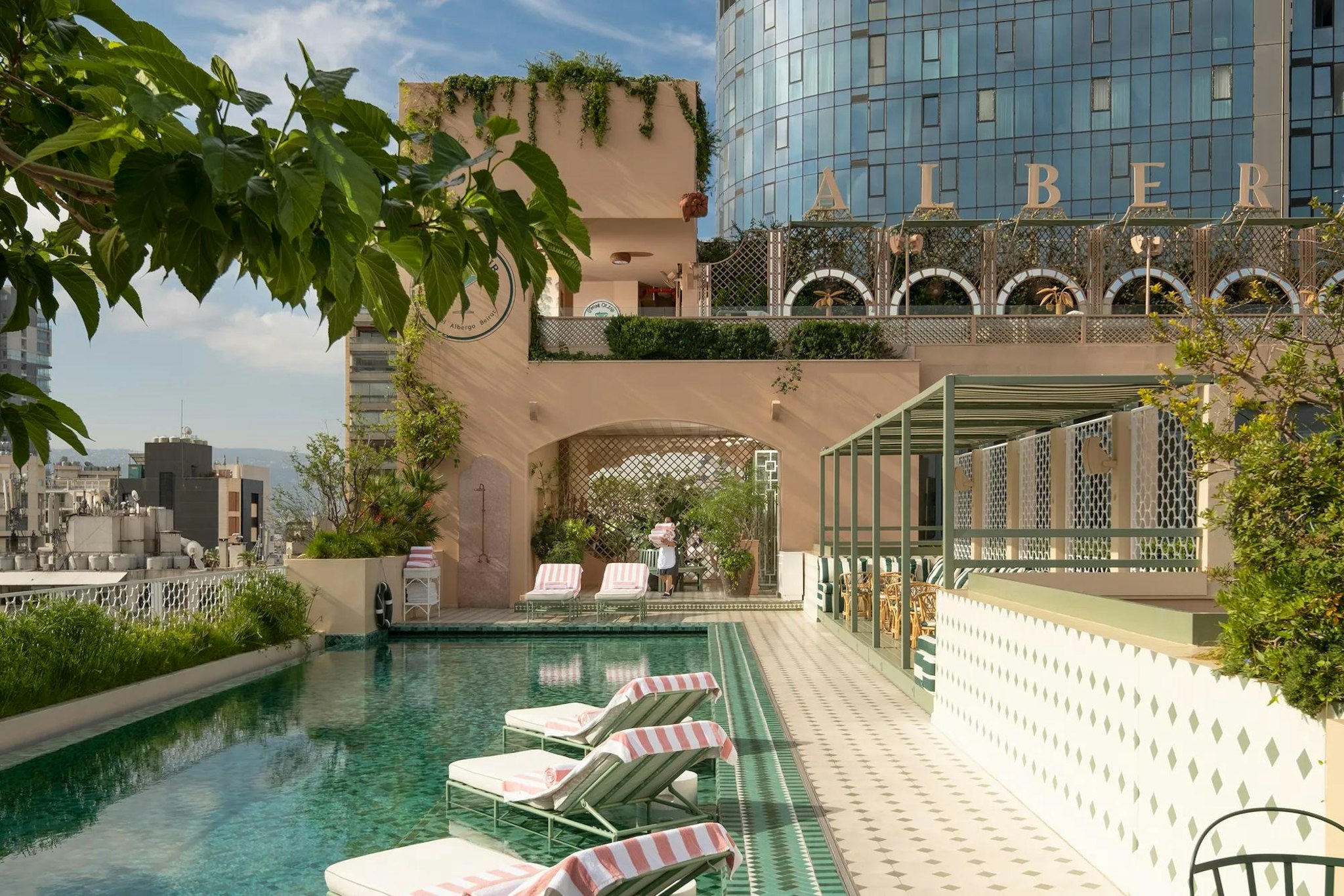 HOTEL ALBERGO 32/36