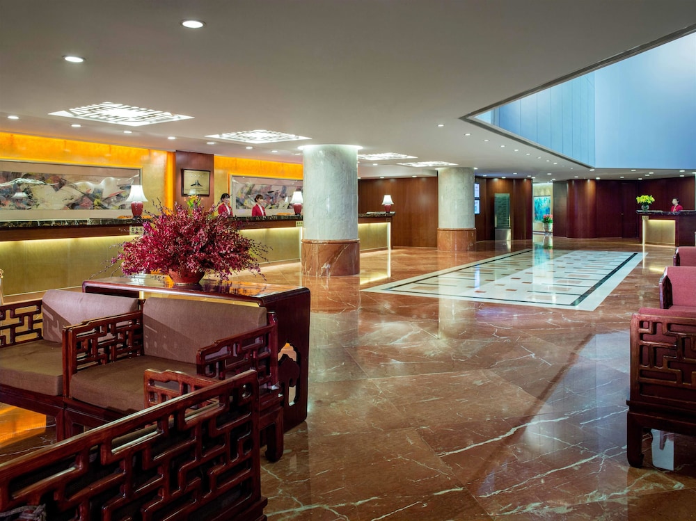 Landmark Towers 4/40