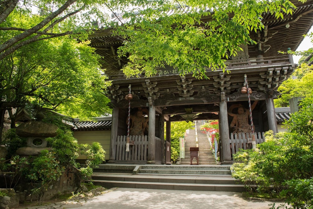 Miyajima Grand Hotel Arimoto 45/50