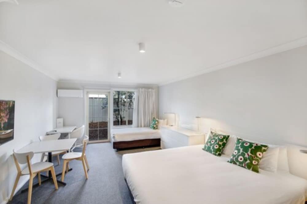 The Horatio Suites And Motel 14/49