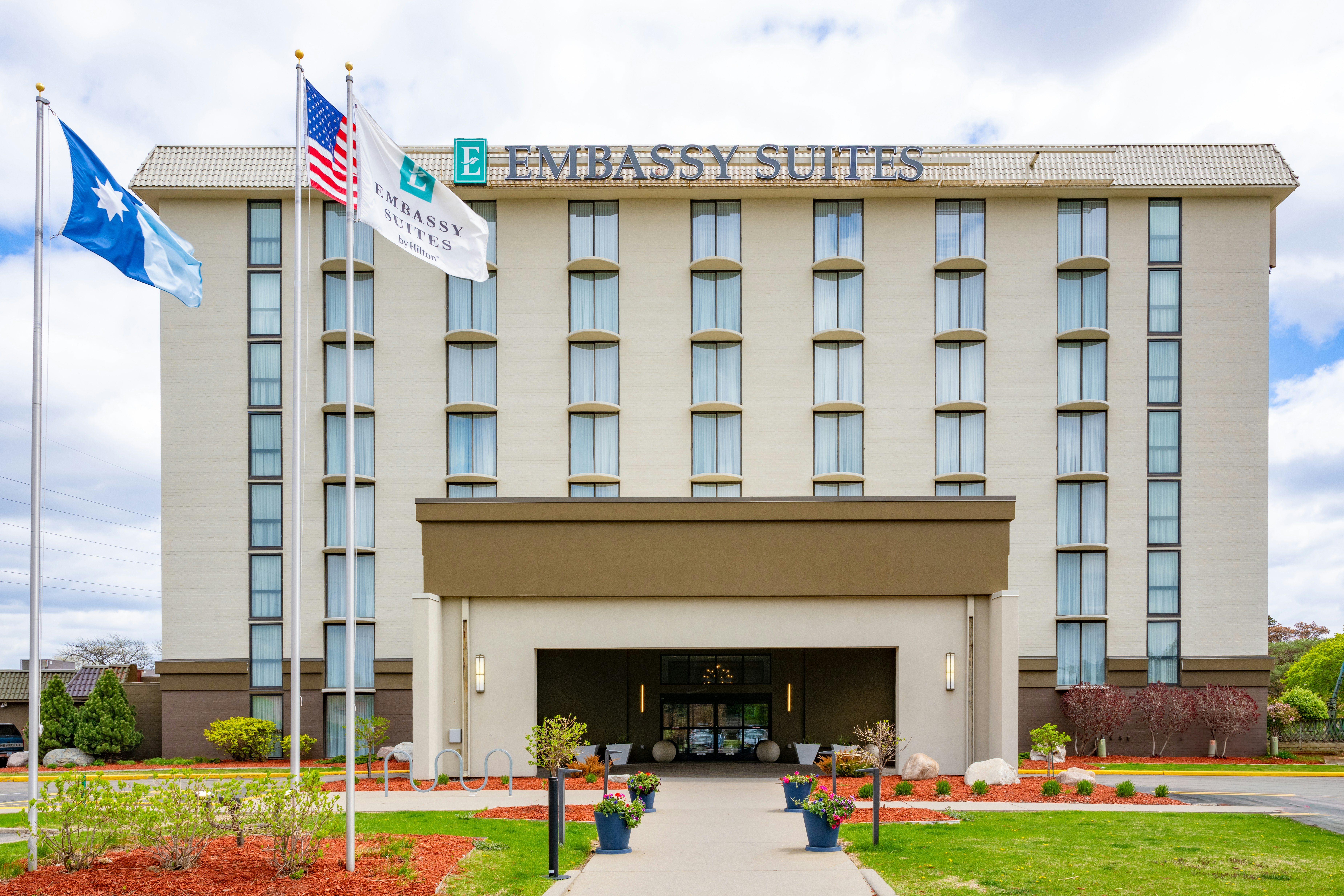 Embassy Suites by Hilton Bloomington/Minneapolis 4/50