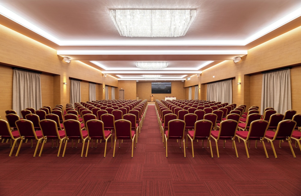 Acandia Hotel 52/63