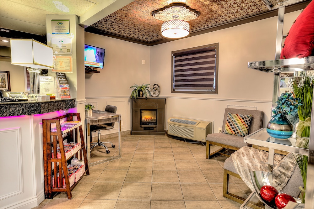 HOTEL MOTEL LE CHATEAUGUAY 19/26