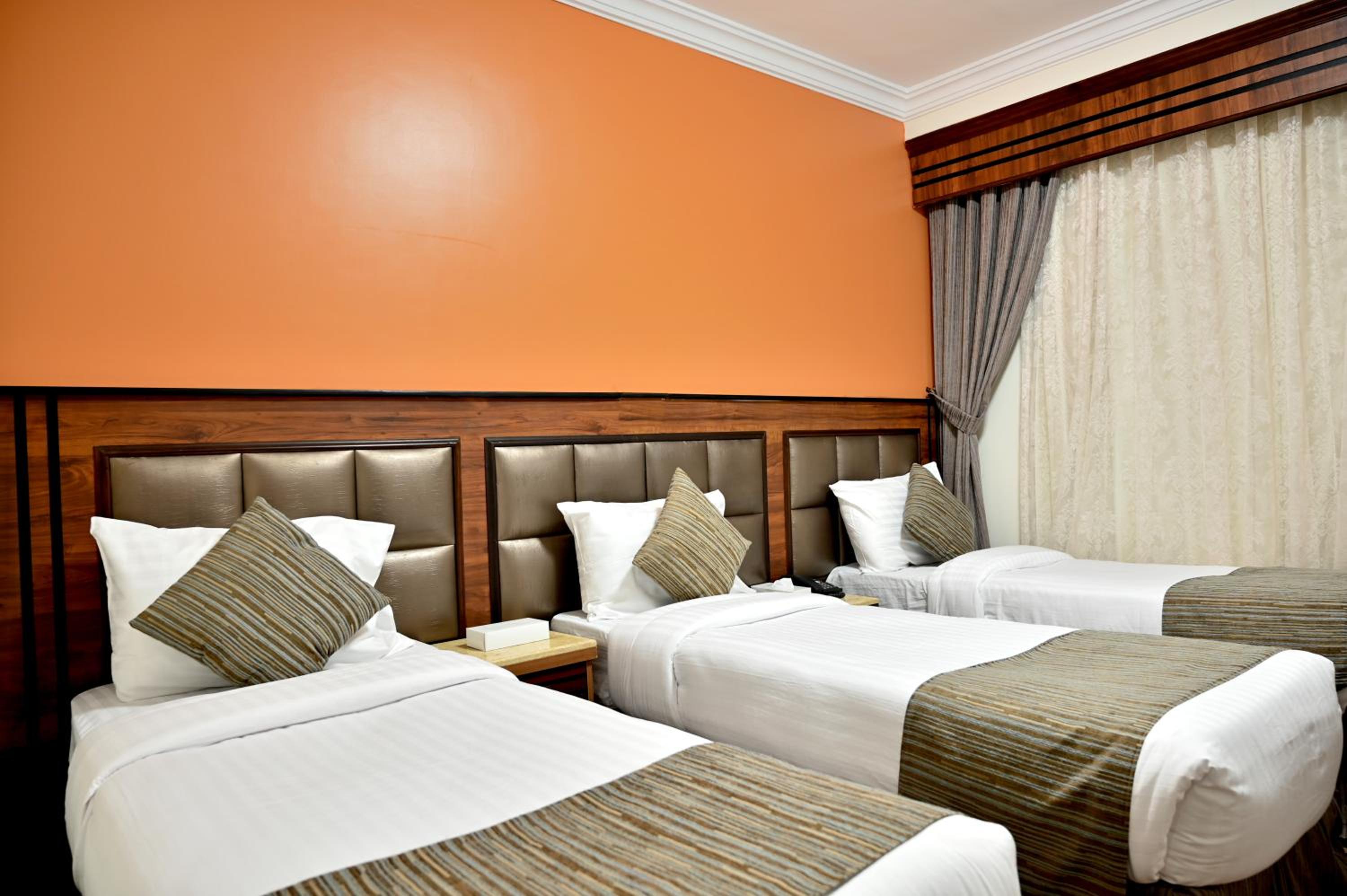 حياة بلازة(Hayat Plaza Hotel) 18/55