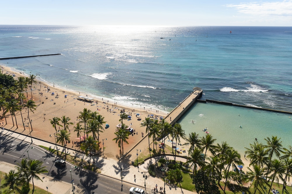 Park Shore Waikiki 43/50