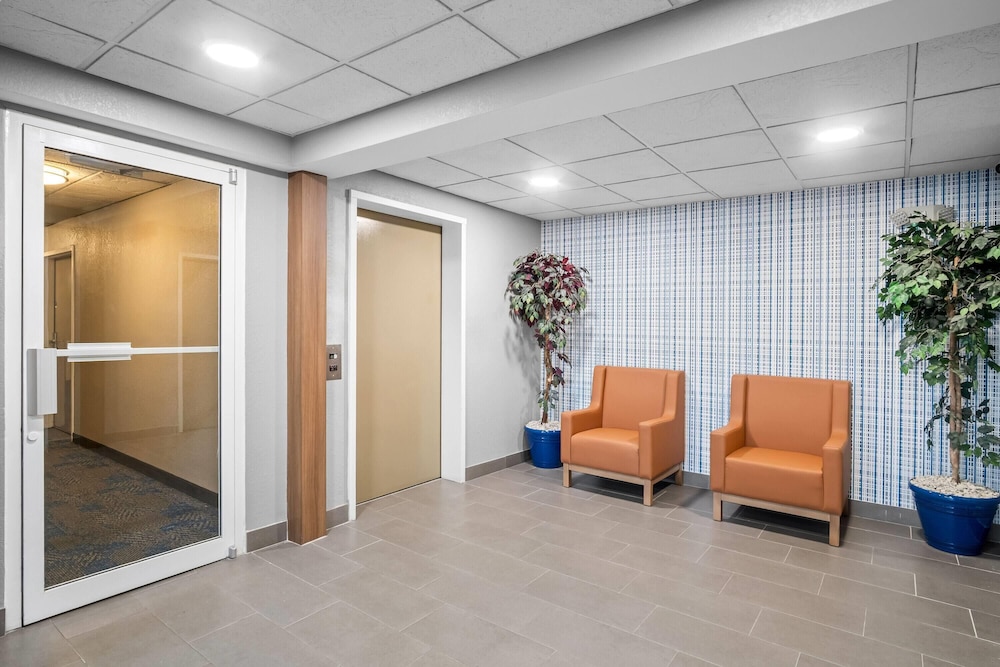 Microtel Inn Suites By Wyndham Georgetown 36/59