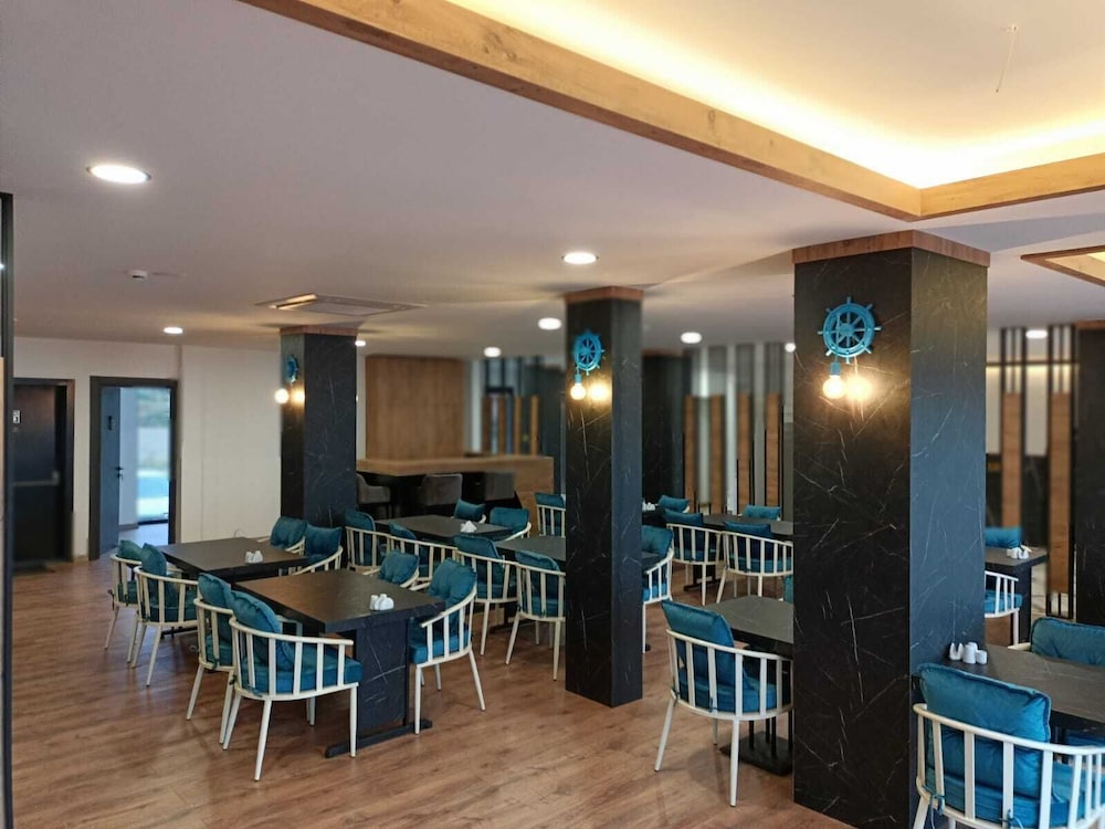 The Marine Hotel Trabzon 31/50