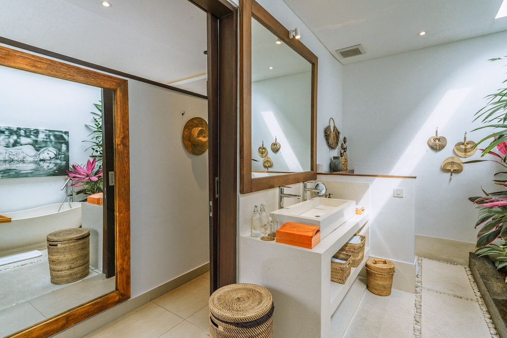 1 Bedroom, Pool, Luxury, Villa, King Bed, Paddy View، K Club Ubud 4/5