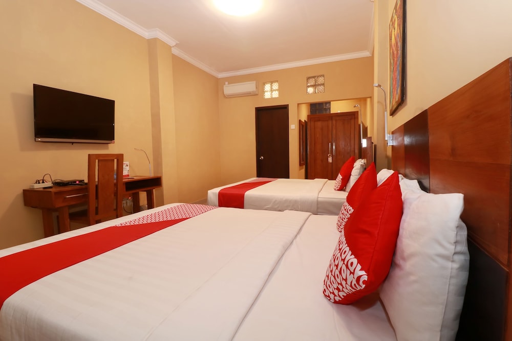 Oyo 612 Dante Guesthouse 14/66